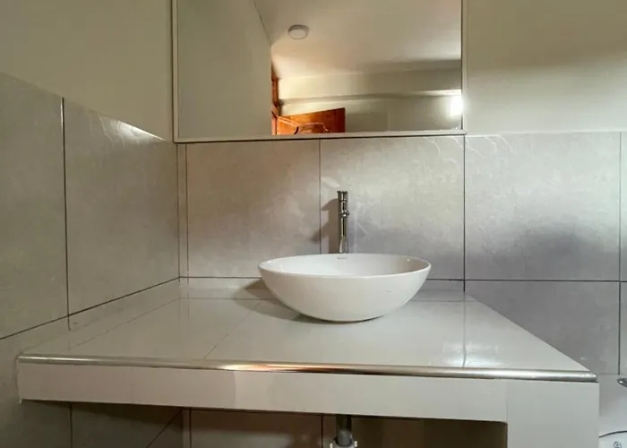 Matrimonial Con Jacuzzi Huayllabamba