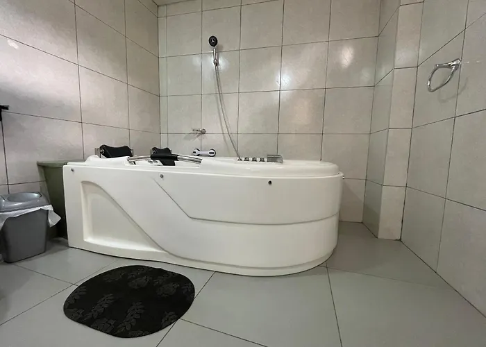 Matrimonial Con Jacuzzi *